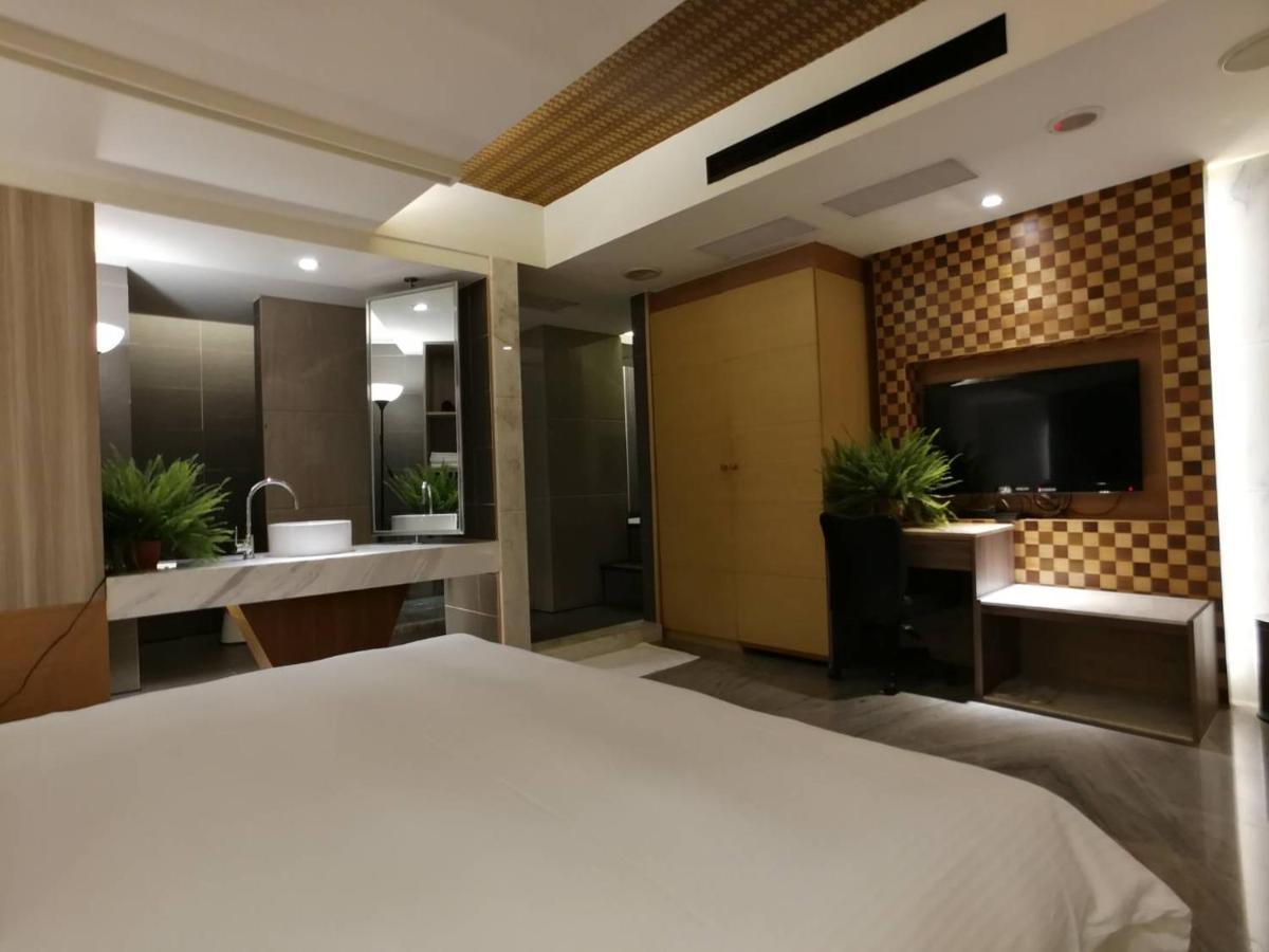 Michelle Hotel Юаньлинь Экстерьер фото
