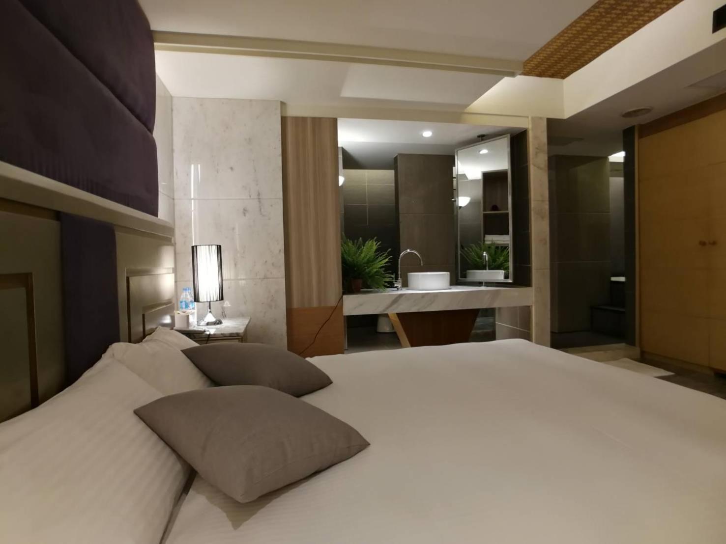 Michelle Hotel Юаньлинь Экстерьер фото
